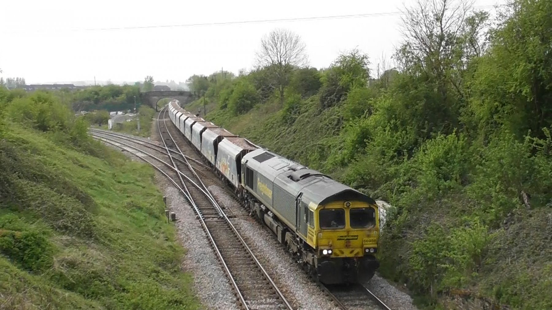 Photo of 66956 at Hawkeridge Junction — trainlogger