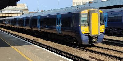 375714 at Tonbridge. &copy; Geoff