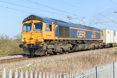 66761 at Kingsthorpe. &copy; llamafish
