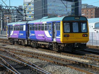 142036 at Manchester Piccadilly. &copy; llamafish