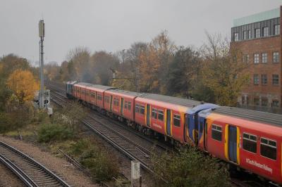 5706,37800 at Wimbledon West Junction. &copy; Zain