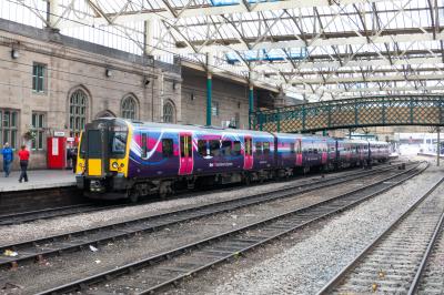 350410 at Carlisle. &copy; trainlogger
