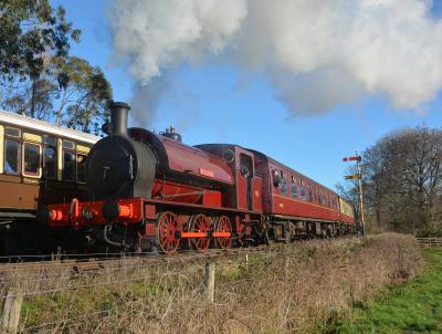 HE1589 steam at South Devon Railway - Bishops Bridge Loop. &copy; AJax