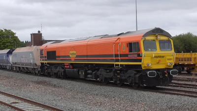 59201 at Westbury. &copy; JM-Freightliner