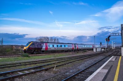 220008 at Didcot Parkway. &copy; Shotts