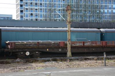 6353 coach at Crewe Horse Landing. &copy; AJax