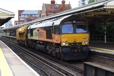66847 at Basingstoke. &copy; railwork
