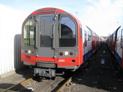 LU91293 at Hainault LU depot. &copy; Byron5574