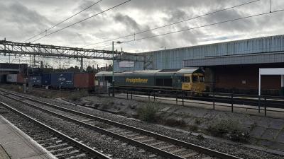 66513 at Nuneaton. &copy; Luivery