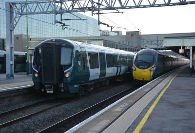 730221 at Milton Keynes Central. &copy; AJax