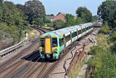 377406 at Havant. &copy; Bestieboy