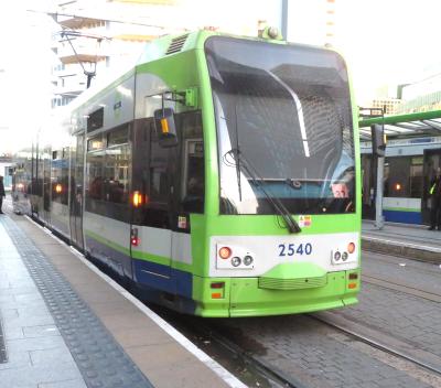 LT 2540 at East Croydon. &copy; Geoff