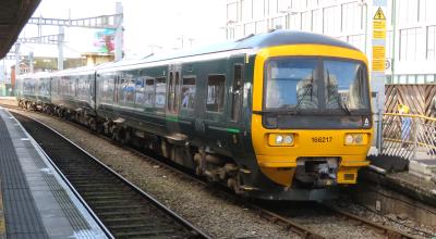 166217 at Cardiff Central. &copy; Geoff