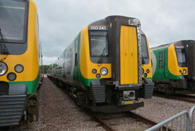 350241 at Long Marston. &copy; AJax
