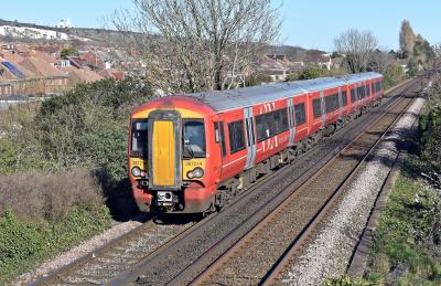 photo of 387214 at Portchester