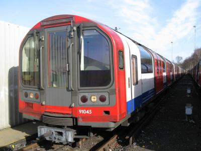 LU91045 at Hainault LU depot. &copy; Byron5574