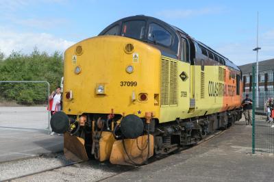 37099 at Derby - The Greatest Gathering 2025. &copy; llamafish