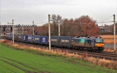 88008 at Winwick. &copy; stevexos