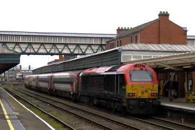 67012 at Shrewsbury. &copy; stevexos