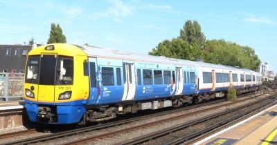 378230 at Clapham Junction. &copy; Geoff