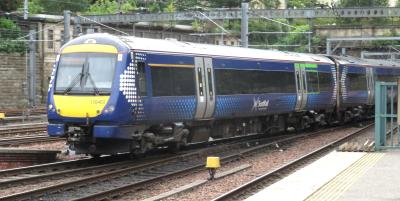 170408 at Edinburgh Waverley. &copy; Geoff