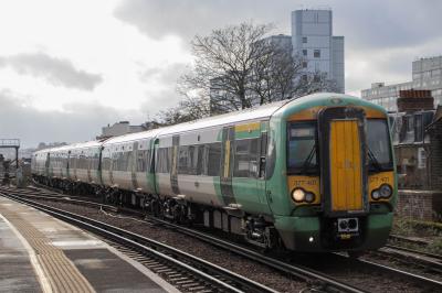 377401 at Battersea Park. &copy; Zain