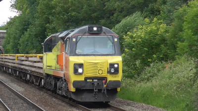 70811 at Oldfield Park. &copy; JM-Freightliner