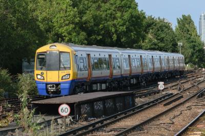 378138 at Clapham Junction. &copy; llamafish