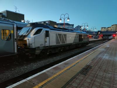 68015 at London Marylebone. &copy; Geoff