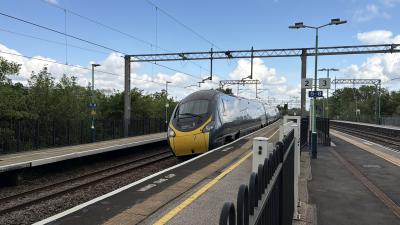 390157 at Wolverton. &copy; Luivery