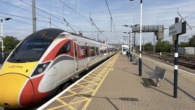 801224 at Newark North Gate. &copy; Luivery