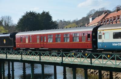 35486 coach at Ruswarp. &copy; AJax