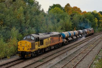 37175 at Knottingley. &copy; stevexos
