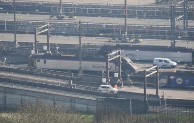 9011 at Cheriton Eurotunnel. &copy; MJM