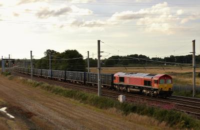 66192 at Winwick. &copy; stevexos