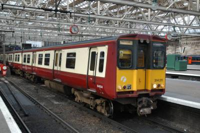 314211 at Glasgow Central. &copy; Byron5574