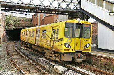 508143 at Birkenhead Central. &copy; stevexos