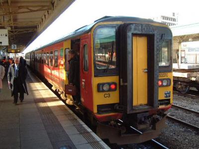 153370 at Cardiff Central. &copy; Byron5574