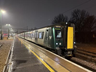 350129 at Northampton. &copy; AJax