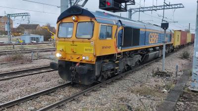 66767 at Peterborough. &copy; Geoff