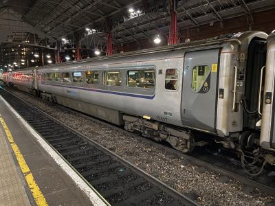12617 coach at London Marylebone. &copy; Pistolpete008