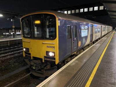 150006 at Wakefield Westgate. &copy; Pistolpete008