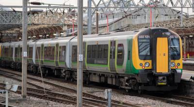 350121 at Crewe. &copy; Harry Bennellick