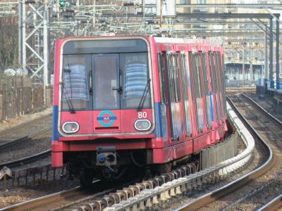 DLR 80 at Shadwell. &copy; llamafish