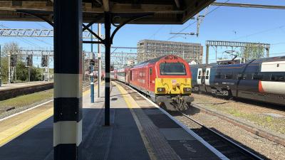 67015 at Cardiff Central. &copy; Luivery