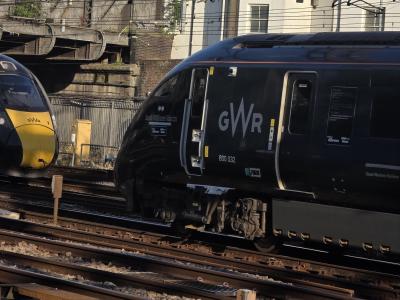 800032 at Royal Oak (LU). &copy; MikeMOL