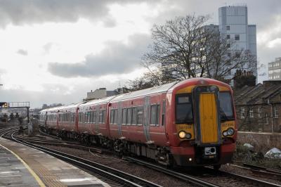387208 at Battersea Park. &copy; Zain