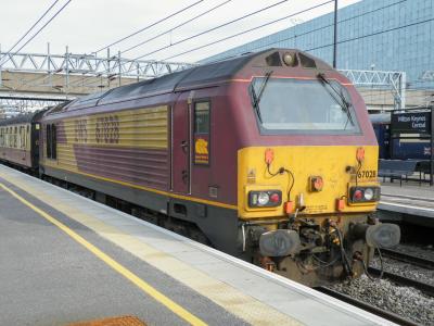 67028 at Milton Keynes Central. &copy; llamafish