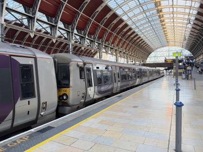 387130 at London Paddington. &copy; Luivery