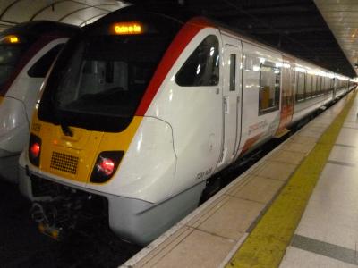 720128 at London Liverpool Street. &copy; BigKev